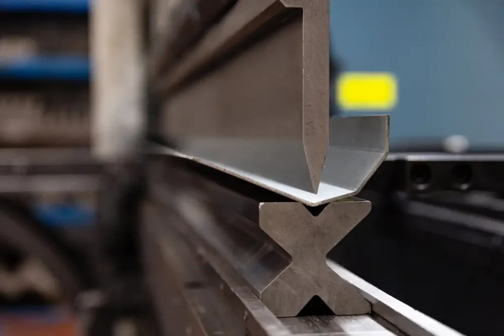CNC savijanje lima